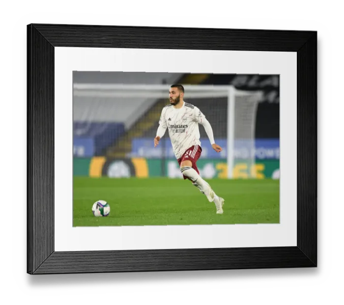 Framed Print : Arsenal's Sead Kolasinac in Action against Leicester City in Carabao Cup Clash