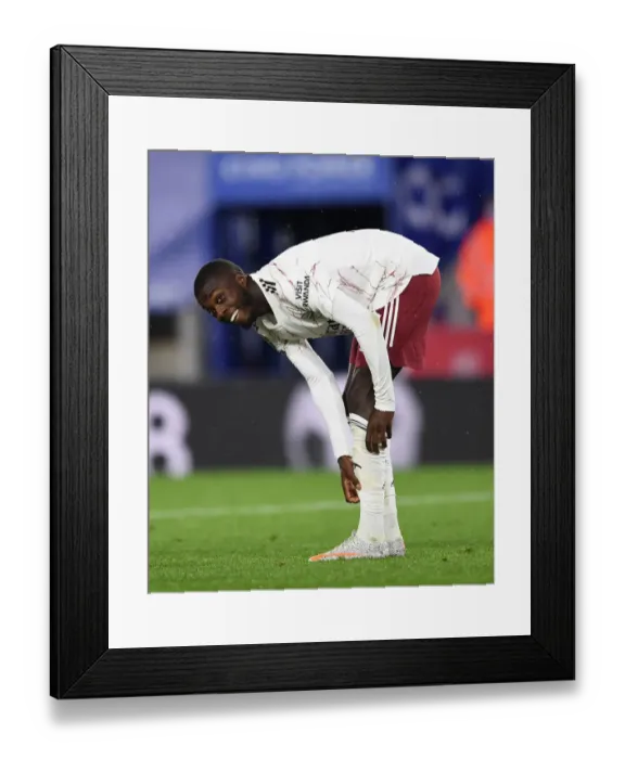 Framed Print : Pepe in Action: Leicester City vs. Arsenal - Carabao Cup 2020-21 Framed Print : Pepe in Action: Leicester City vs. Arsenal - Carabao Cup 2020-21