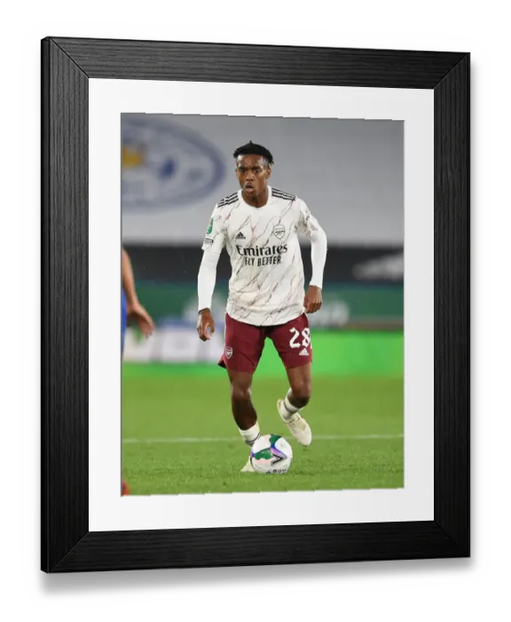Framed Print : Arsenal's Joe Willock in Action against Leicester City in Carabao Cup Clash Framed Print : Arsenal's Joe Willock in Action against Leicester City in Carabao Cup Clash