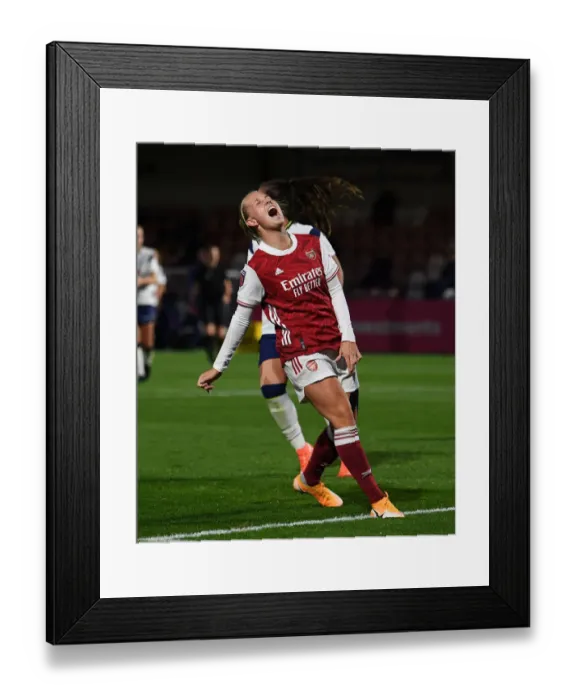 Framed Print : Arsenal Women vs. Tottenham Hotspur Women: FA Cup Clash at Meadow Park