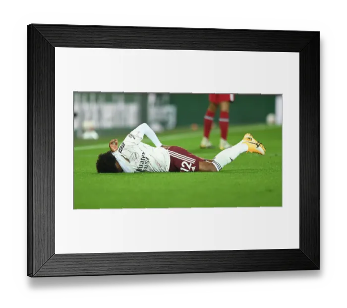 Framed Print : Willian at Anfield: A Quiet Battle in the Empty Stands - Liverpool vs. Arsenal, 2020-21 Premier League Framed Print : Willian at Anfield: A Quiet Battle in the Empty Stands - Liverpool vs. Arsenal, 2020-21 Premier League
