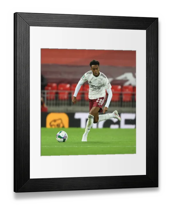 Framed Print : Arsenal's Joe Willock at Empty Anfield: Carabao Cup Showdown with Liverpool, 2020 Framed Print : Arsenal's Joe Willock at Empty Anfield: Carabao Cup Showdown with Liverpool, 2020
