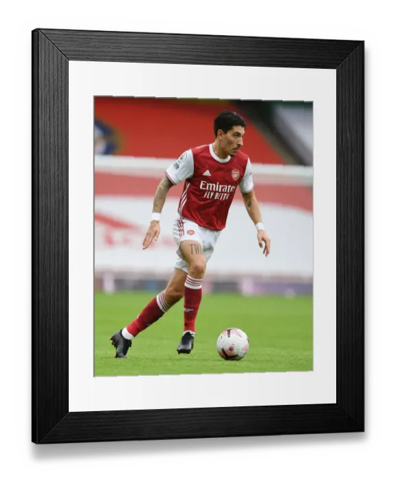 Framed Print : Arsenal's Hector Bellerin at Empty Emirates Stadium: Arsenal vs. Sheffield United, Premier League 2020-21