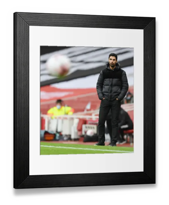 Framed Print : Mikel Arteta Guides Arsenal at Empty Emirates: Arsenal vs Sheffield United (Premier League, October 2020) Framed Print : Mikel Arteta Guides Arsenal at Empty Emirates: Arsenal vs Sheffield United (Premier League, October 2020)