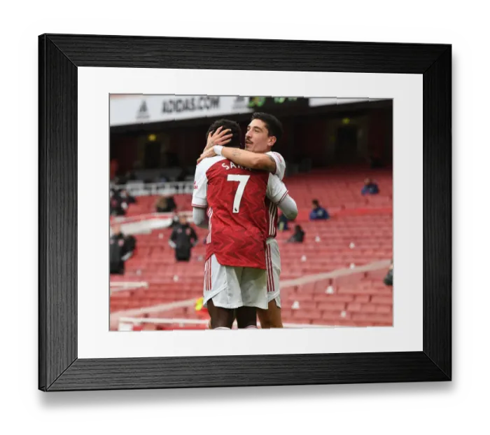 Framed Print : Arsenal's Saka and Bellerin: Empty Net Celebration of First Goal vs Sheffield United (2020-21)