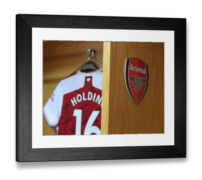 Framed Print : Arsenal Changing Room Before Empty Emirates Stadium: Arsenal v Sheffield United, 2020-21 Premier League