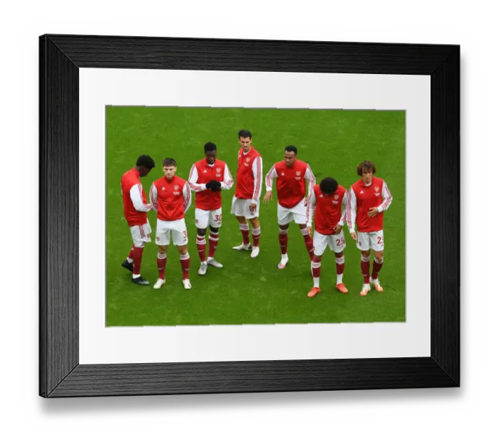 Framed Print : Arsenal Squad Gathers Before Arsenal vs Sheffield United, Premier League 2020-21