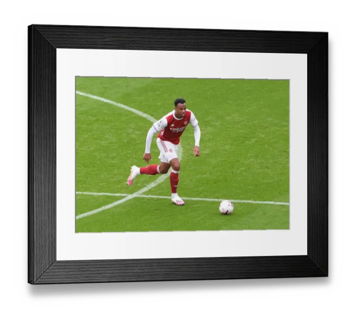 Framed Print : Arsenal's Gabriel Magalhaes in Action against Sheffield United (2020-21)