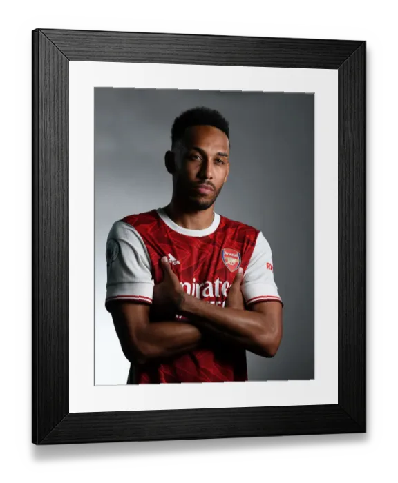 Framed Print : Arsenal First Team 2020-21: Aubameyang Leads the Charge