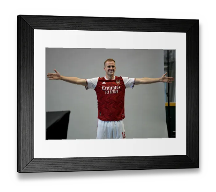 Framed Print : Arsenal 2020-21 First Team Photocall: Rob Holding Framed Print : Arsenal 2020-21 First Team Photocall: Rob Holding