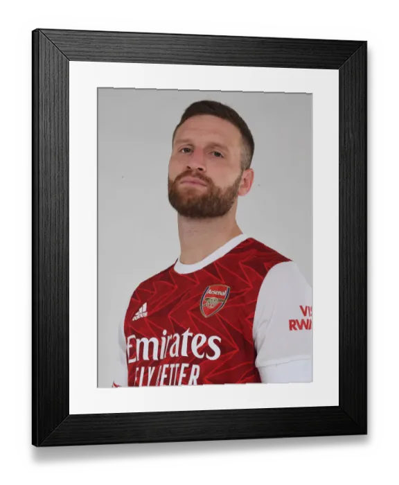 Framed Print : Arsenal 2020-21 First Team: Shkodran Mustafi at Training Session