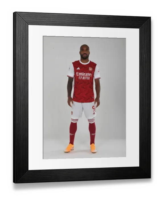 Framed Print : Arsenal First Team 2020-21: Alex Lacazette at Team Photocall