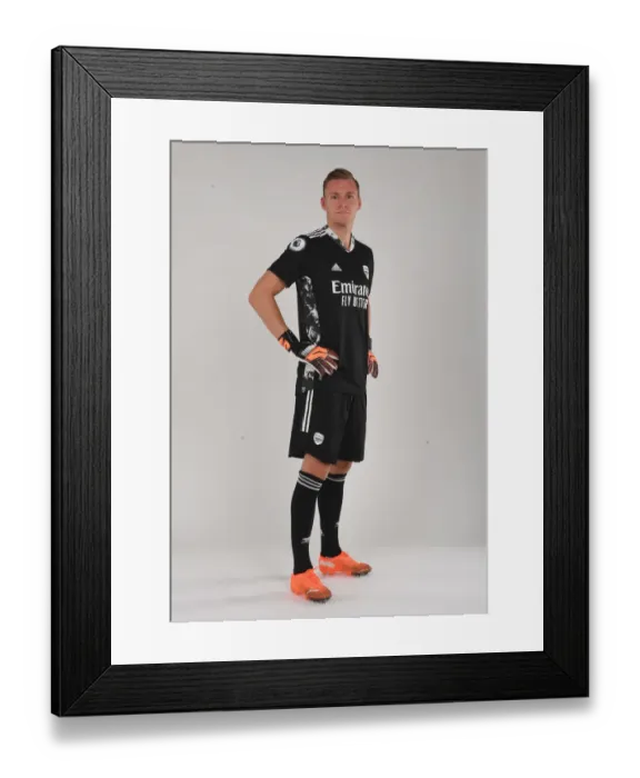 Framed Print : Arsenal FC 2020-21: Bernd Leno in Training