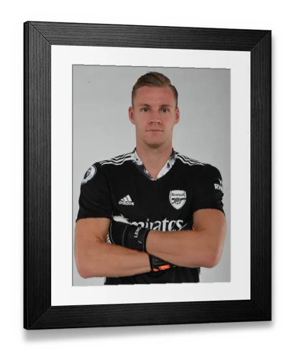 Framed Print : Arsenal FC 2020-21: Bernd Leno in Training Session