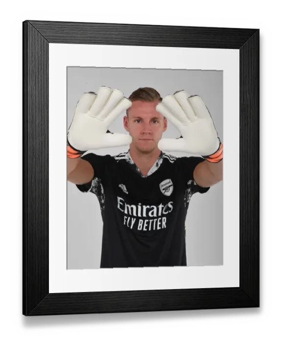 Framed Print : Arsenal FC 2020-21: Bernd Leno in Training Focus Framed Print : Arsenal FC 2020-21: Bernd Leno in Training Focus