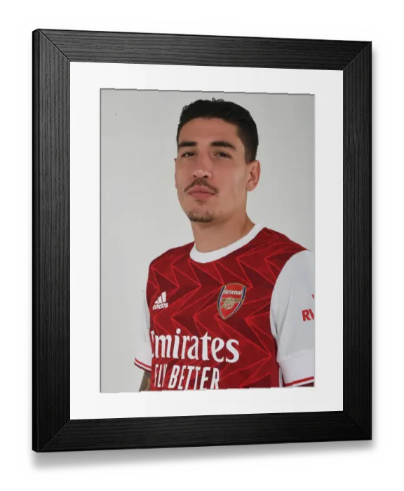 Framed Print : Arsenal First Team: 2020-21 Season Photocall - Hector Bellerin