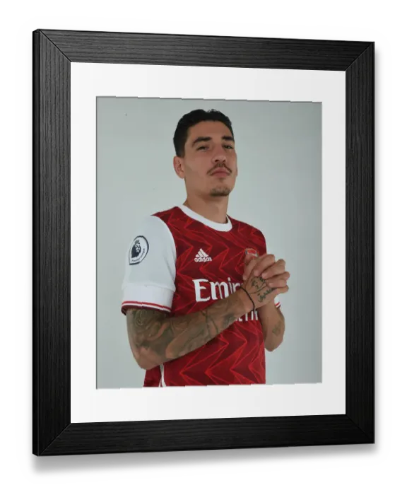 Framed Print : Arsenal's Hector Bellerin at 2020-21 Team Photocall