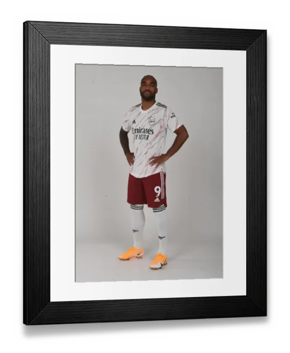 Framed Print : Arsenal's Alex Lacazette in Training: 2020-21 Season Preparation Framed Print : Arsenal's Alex Lacazette in Training: 2020-21 Season Preparation