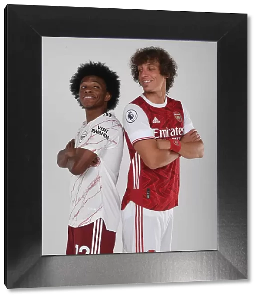 Arsenal First Team: Willian and David Luiz at 2020-21 Team Photoshoot