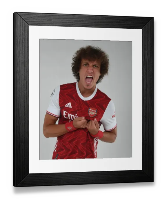 Framed Print : Arsenal First Team 2020-21: David Luiz in Training