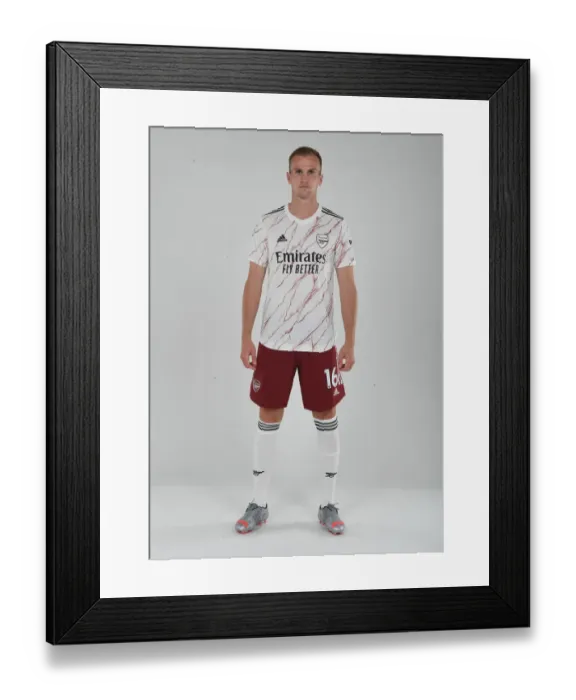 Framed Print : Arsenal First Team: Rob Holding at Training, 2020-21 Season