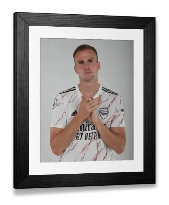 Framed Print : Arsenal First Team 2020-21: Rob Holding at Training Session in St Albans Framed Print : Arsenal First Team 2020-21: Rob Holding at Training Session in St Albans