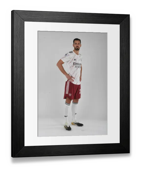 Framed Print : Arsenal First Team 2020-21: Pablo Mari in Training Framed Print : Arsenal First Team 2020-21: Pablo Mari in Training
