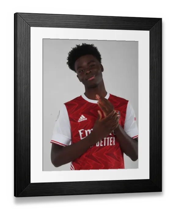 Framed Print : Arsenal's Bukayo Saka: Focused in Training Ahead of 2020-21 Season Framed Print : Arsenal's Bukayo Saka: Focused in Training Ahead of 2020-21 Season