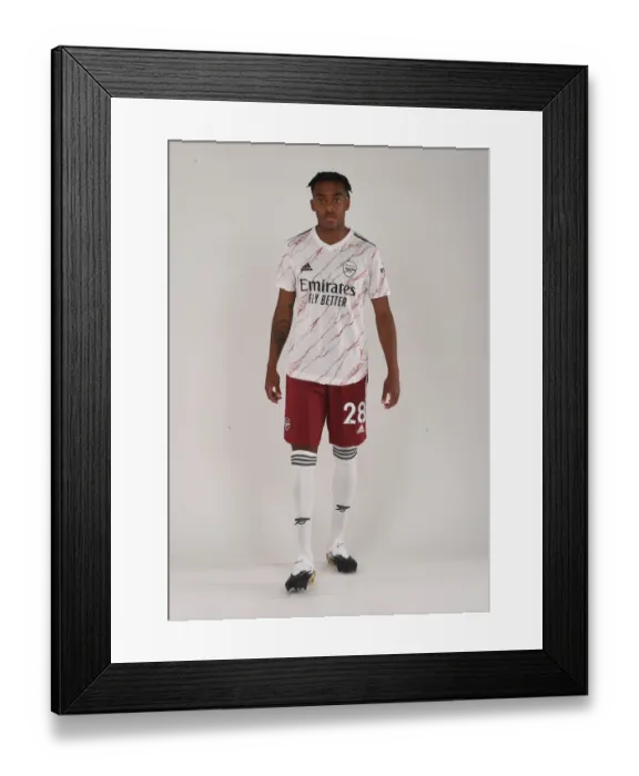 Framed Print : Arsenal's Joe Willock in Focus: Training Sessions Begin for the 2020-21 Season Framed Print : Arsenal's Joe Willock in Focus: Training Sessions Begin for the 2020-21 Season