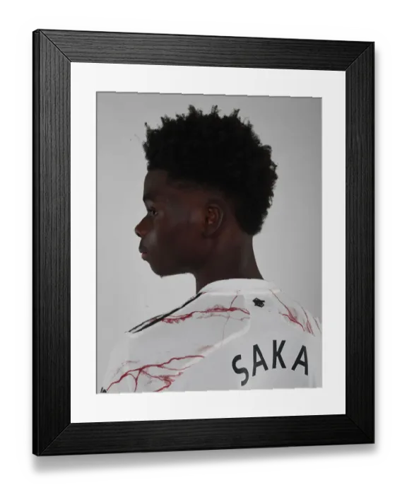 Framed Print : Arsenal Football Club: Training with Star Player Bukayo Saka, 2020-21 Season Framed Print : Arsenal Football Club: Training with Star Player Bukayo Saka, 2020-21 Season