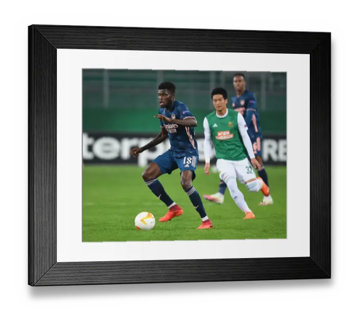 Framed Print : Thomas Partey in Action: Arsenal vs Rapid Vienna, UEFA Europa League 2020-21