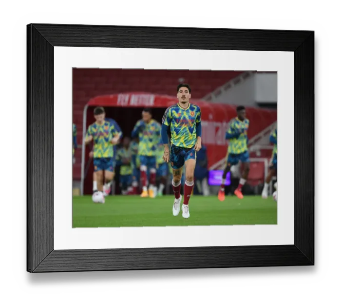 Framed Print : Arsenal's Hector Bellerin at Empty Emirates Stadium: Arsenal vs Leicester City, 2020-21 Premier League Framed Print : Arsenal's Hector Bellerin at Empty Emirates Stadium: Arsenal vs Leicester City, 2020-21 Premier League