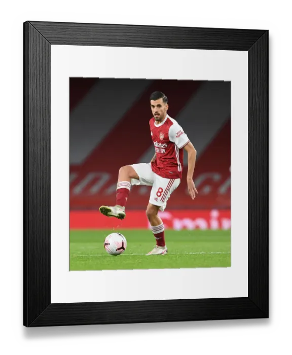 Framed Print : Empty Battle: Arsenal vs Leicester City at Ghostly Emirates Stadium (2020-21) Framed Print : Empty Battle: Arsenal vs Leicester City at Ghostly Emirates Stadium (2020-21)