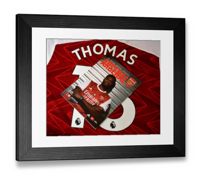 Framed Print : Arsenal vs Leicester City: Behind Closed Doors - Arsenal Changing Room before the Premier League Match (2020-21)