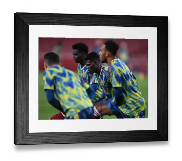 Framed Print : Thomas Partey Prepares for Empty Arsenal vs Leicester City Clash (2020-21 Premier League)