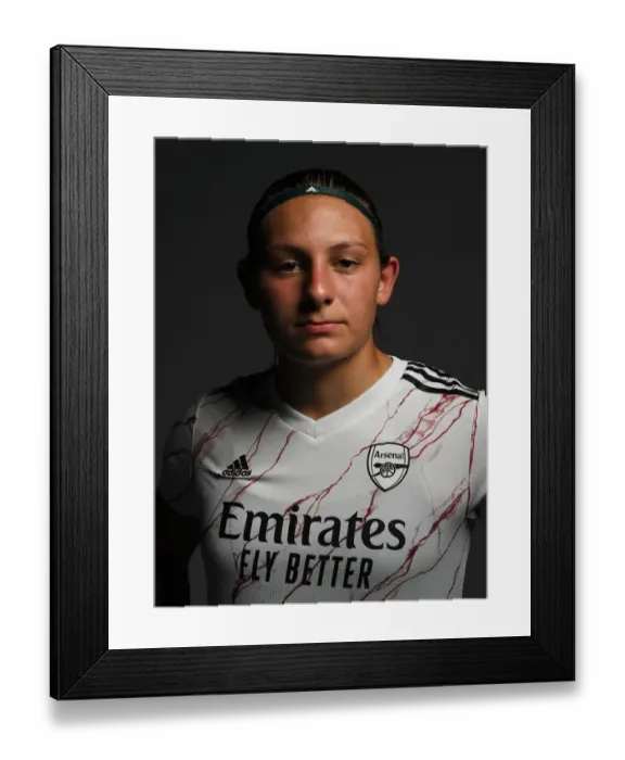 Framed Print : Arsenal Women's Team 2020-21: Melisa Filis at Photocall