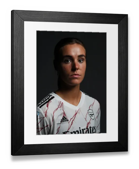 Framed Print : Arsenal Women's Team 2020-21: A Closer Look at Jill Roord