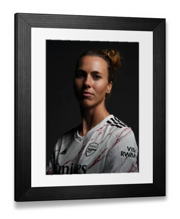 Framed Print : Arsenal Women's Team 2020-21: Viki Schnaderbeck at Arsenal Photocall