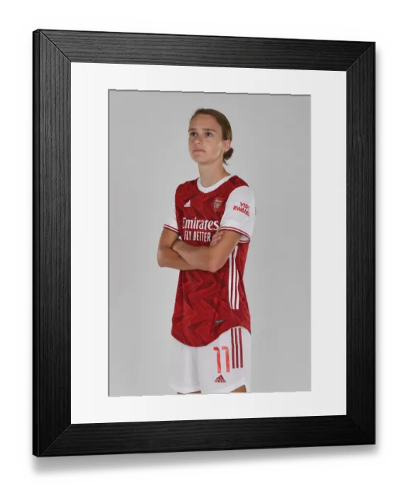 Framed Print : Arsenal Women's Team 2020-21: Vivianne Miedema at Team Photocall Framed Print : Arsenal Women's Team 2020-21: Vivianne Miedema at Team Photocall