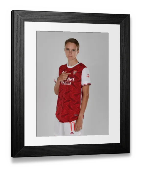 Framed Print : Arsenal Women's Team 2020-21: Vivianne Miedema at Team Photocall Framed Print : Arsenal Women's Team 2020-21: Vivianne Miedema at Team Photocall
