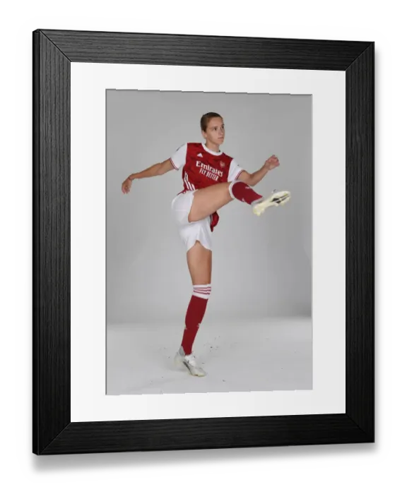 Framed Print : Arsenal Women's Team 2020-21: Vivianne Miedema at Arsenal Photocall