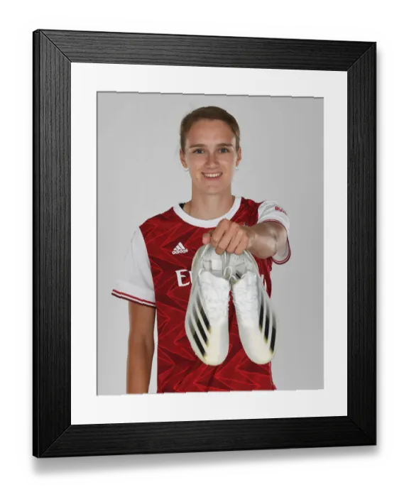 Framed Print : Arsenal Women's Team 2020-21: Vivianne Miedema at Arsenal Photocall Framed Print : Arsenal Women's Team 2020-21: Vivianne Miedema at Arsenal Photocall