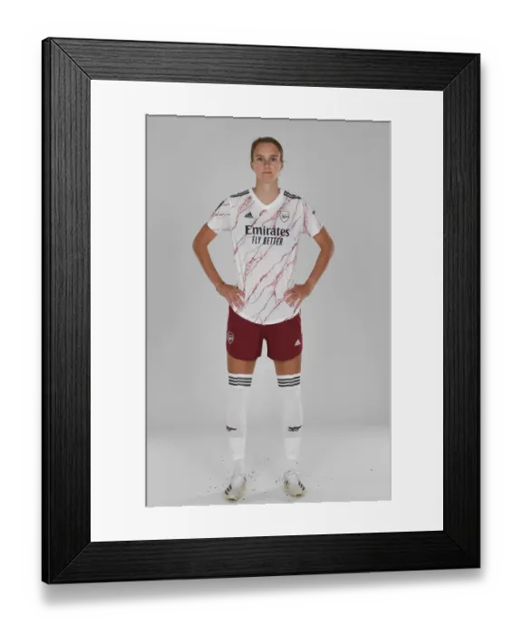 Framed Print : Arsenal Women's Team 2020-21: Vivianne Miedema at Arsenal Photocall
