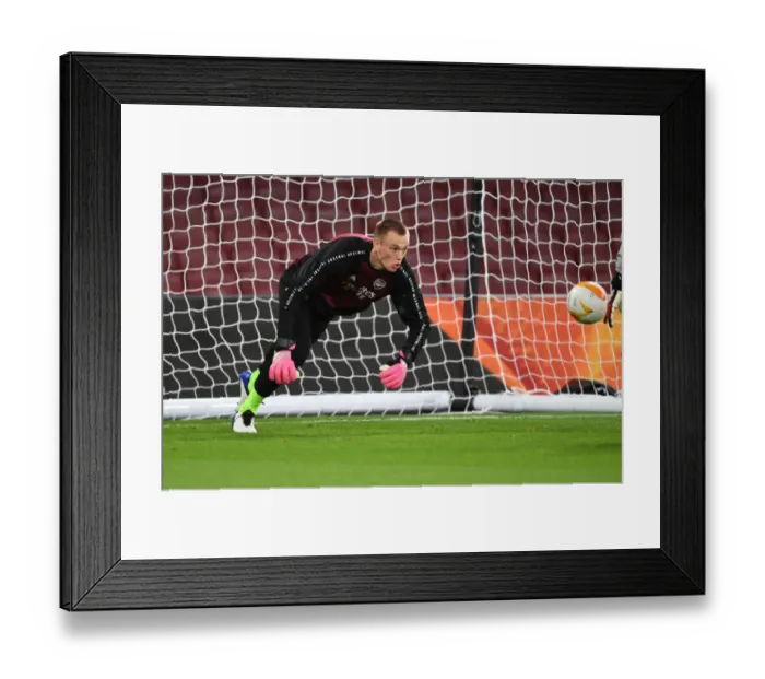 Framed Print : Empty Emirates: Arsenal vs Dundalk - UEFA Europa League, October 2020