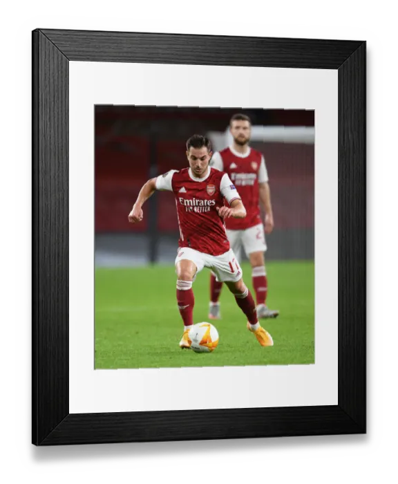 Framed Print : Arsenal vs Dundalk: Empty Emirates Stadium - UEFA Europa League (2020-21)