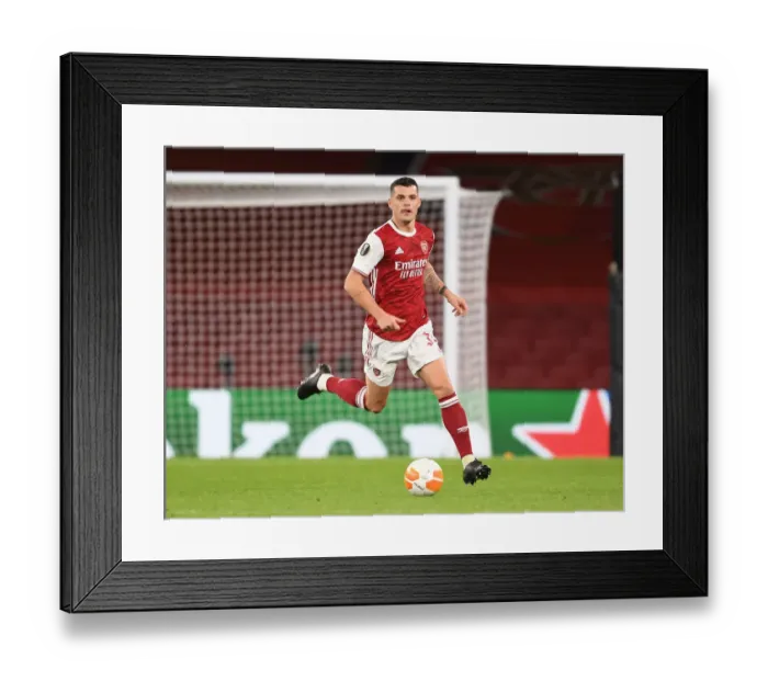 Framed Print : Arsenal vs Dundalk: Empty Emirates Stadium - UEFA Europa League (2020-21) Framed Print : Arsenal vs Dundalk: Empty Emirates Stadium - UEFA Europa League (2020-21)