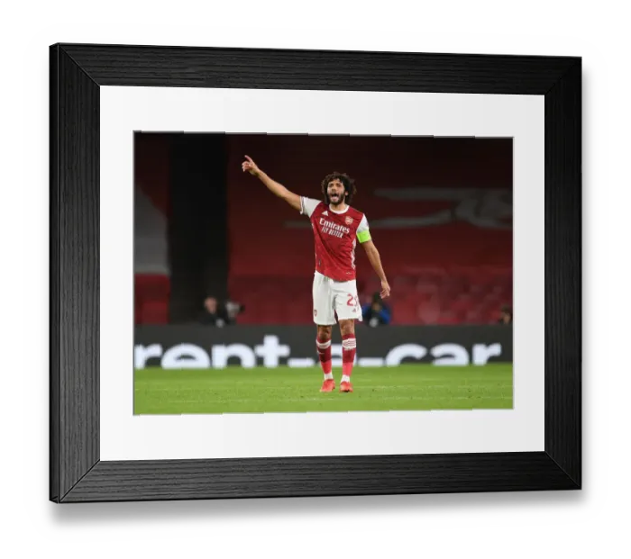 Framed Print : Arsenal FC vs Dundalk FC: UEFA Europa League Clash at Empty Emirates Stadium, October 2020 Framed Print : Arsenal FC vs Dundalk FC: UEFA Europa League Clash at Empty Emirates Stadium, October 2020
