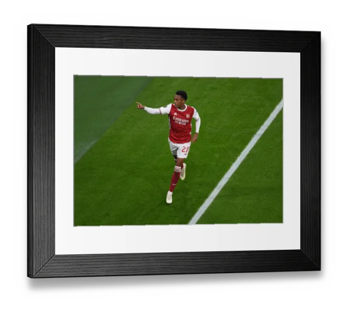 Framed Print : Joe Willock Scores in Empty Emirates: Arsenal's UEFA Europa League Triumph over Dundalk (2020-21)