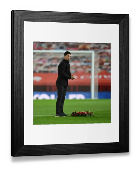 Framed Print : Mikel Arteta Pays Tribute at Empty Old Trafford for Remembrance Day - Arsenal vs Manchester United (2020-21)