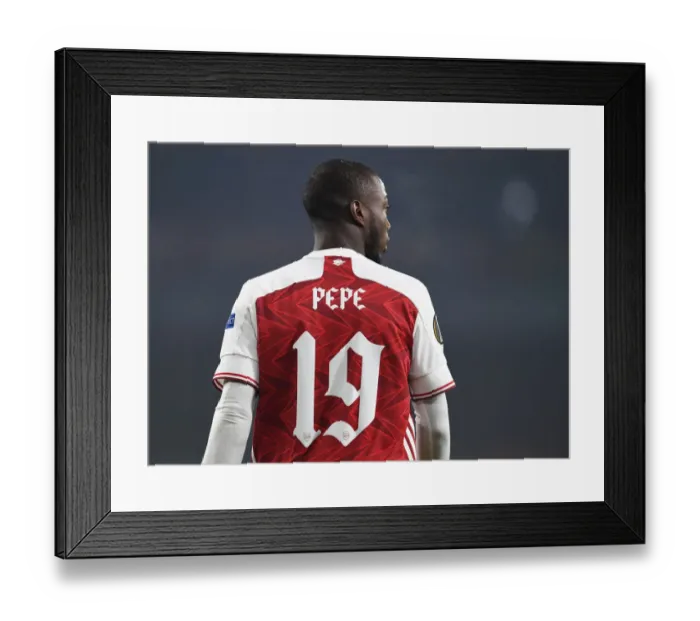 Framed Print : Arsenal's Nicolas Pepe in Action: Arsenal vs Molde, Europa League 2020-21